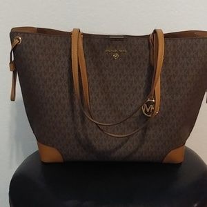Large Tote